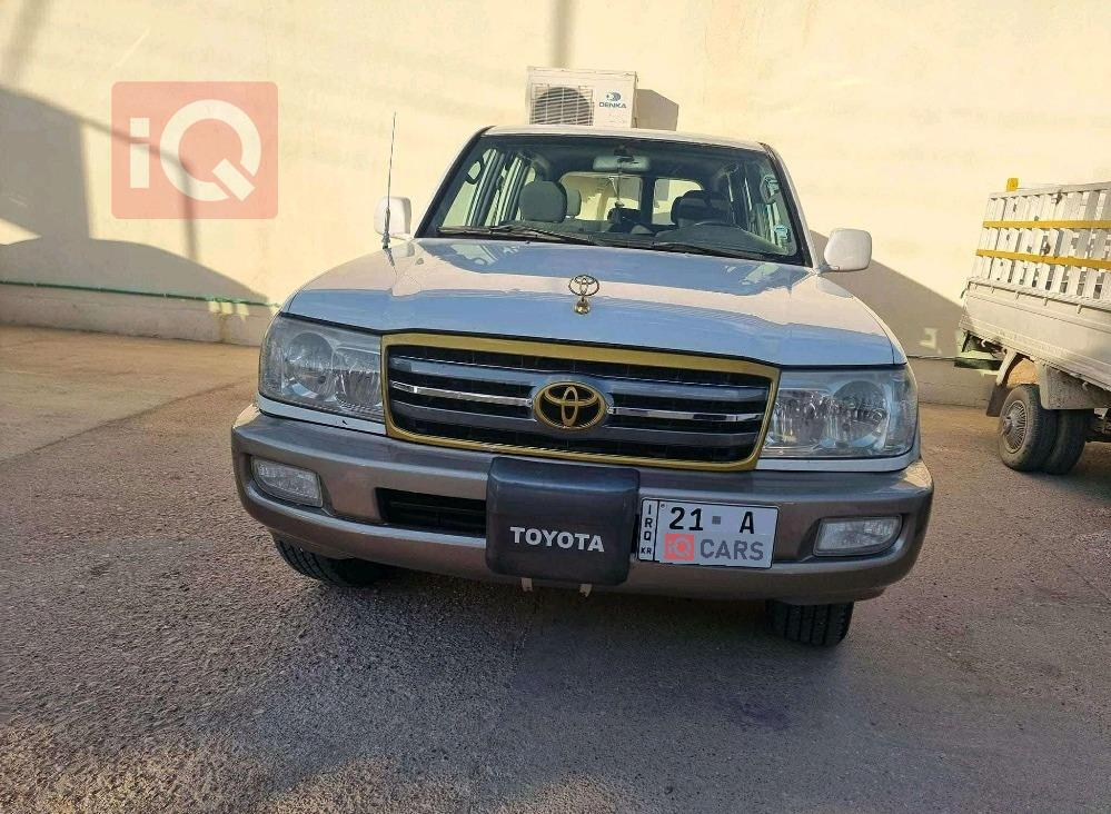 تويوتا لاندكروزر